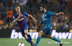 关于战术多点开花，临场变化丰富的信息